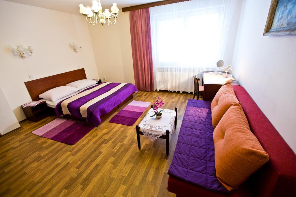 Penzion U Kraliku Kurdejov Экстерьер фото